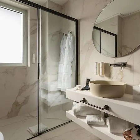 Couette-café Park Penthouse & Pool - Heated Pool - Bari