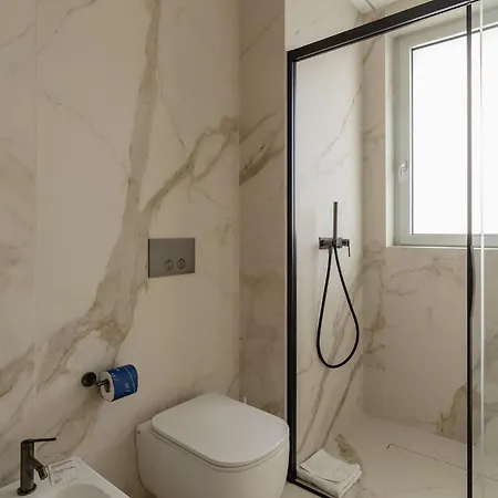 Park Penthouse Suite&pool - Heated Pool - Bari