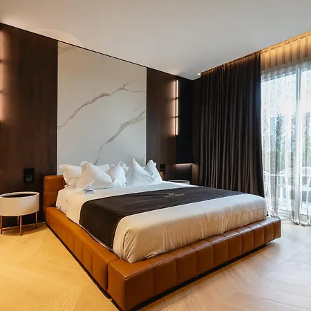 Park Penthouse Suite&pool - Heated Pool - Bed & Breakfast Bari