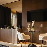 Park Penthouse & Pool - Heated Pool - 4*