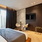 Park Penthouse & Pool - Heated Pool - Bed & Breakfast 4*