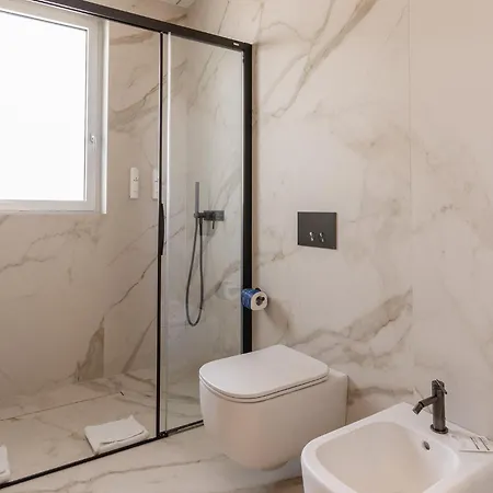 Park Penthouse & Pool - Heated Pool - לינה וארוחת בוקר בארי