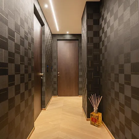 Park Penthouse & Pool - Heated Pool - * 巴里